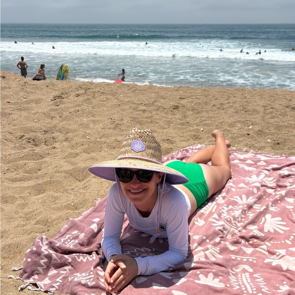 Meet your Posher, Lori - Picture 1 of 1